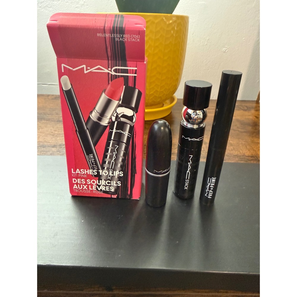 MAC Lashes to Lips Kit Pink Relentlessly Red Lipstick Mascara Prep Prime Set new